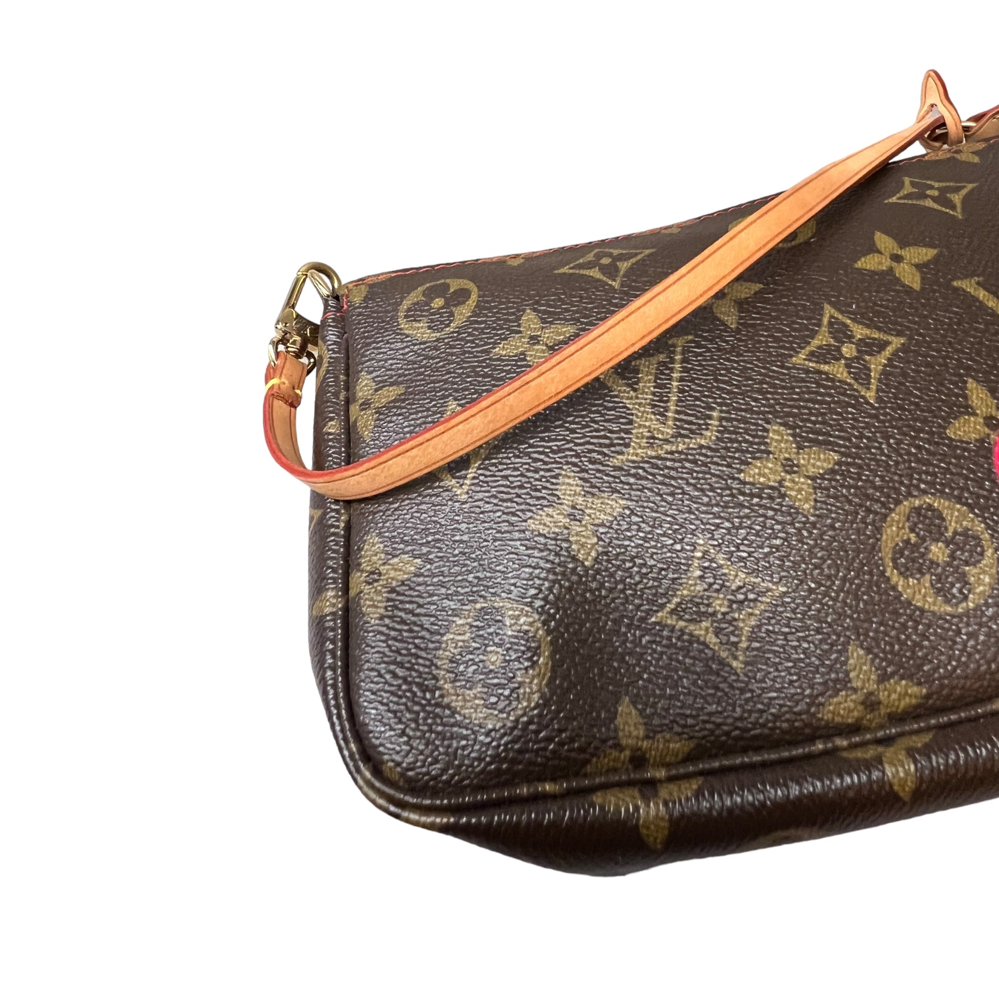 LOUIS VUITTON POCHETTE ACCESSOIRES